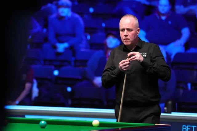 把对手压在 把对手压在